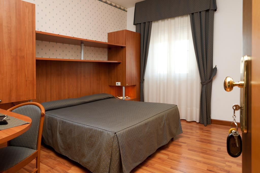 Casa Ferretti Di Ferretti Village Сильви-Марина Номер фото