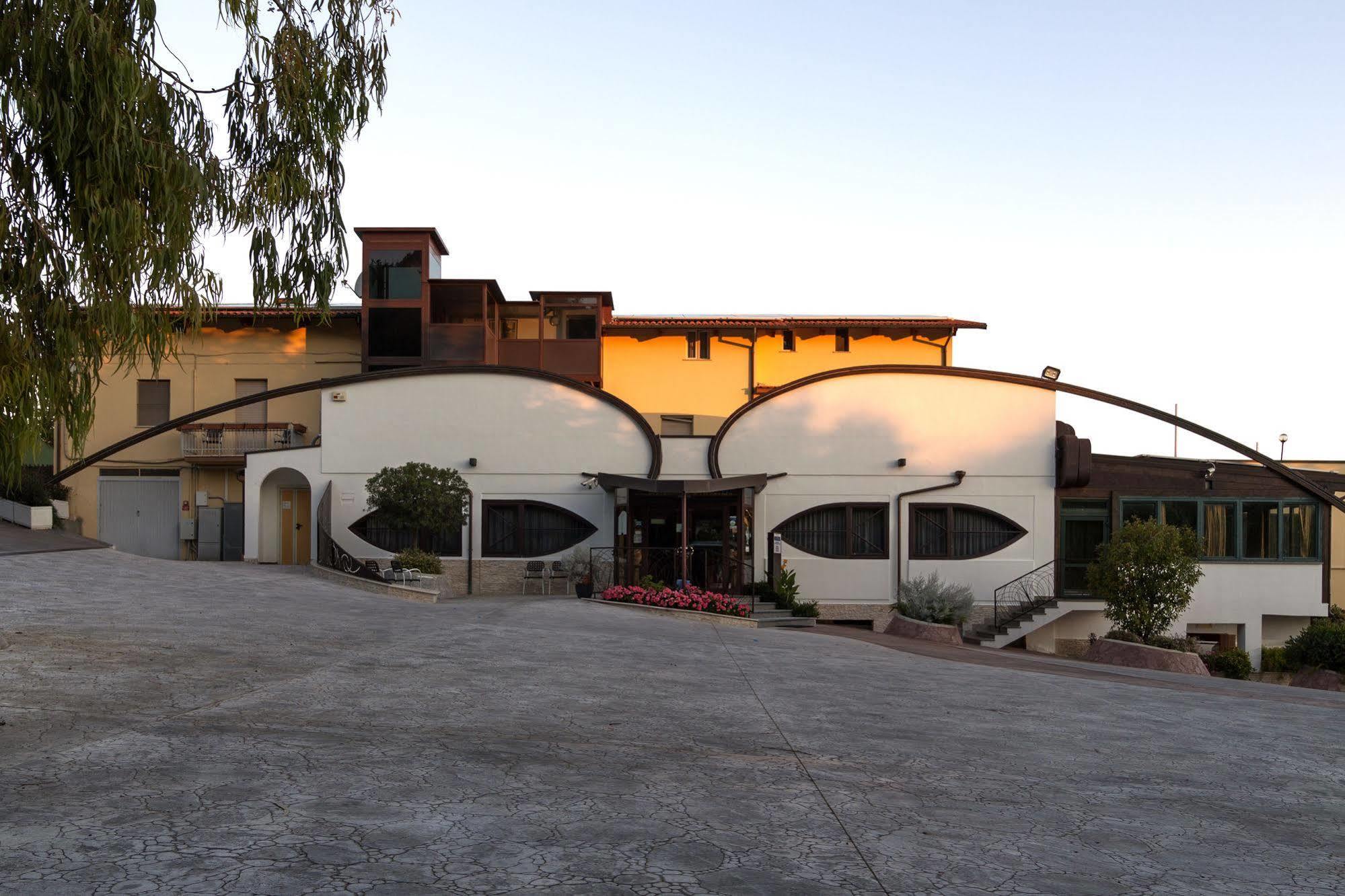 Casa Ferretti Di Ferretti Village Сильви-Марина Экстерьер фото